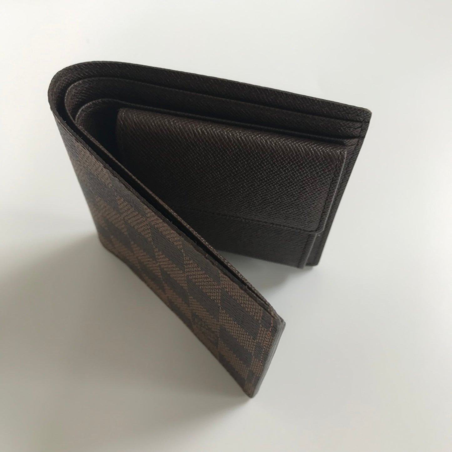 Louis Vuitton Portefeuille Marco Damier Ebene Bifold Wallet