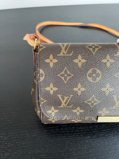 Louis Vuitton Favorite MM Monogram FL4173