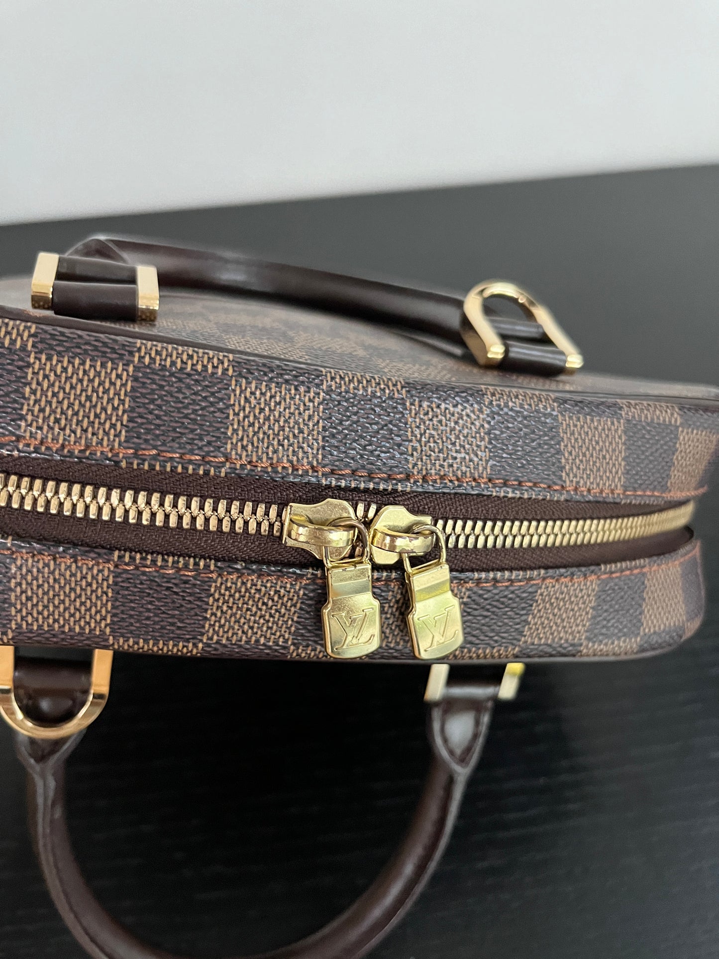 Louis Vuitton Sarria Mini Damier Ebène