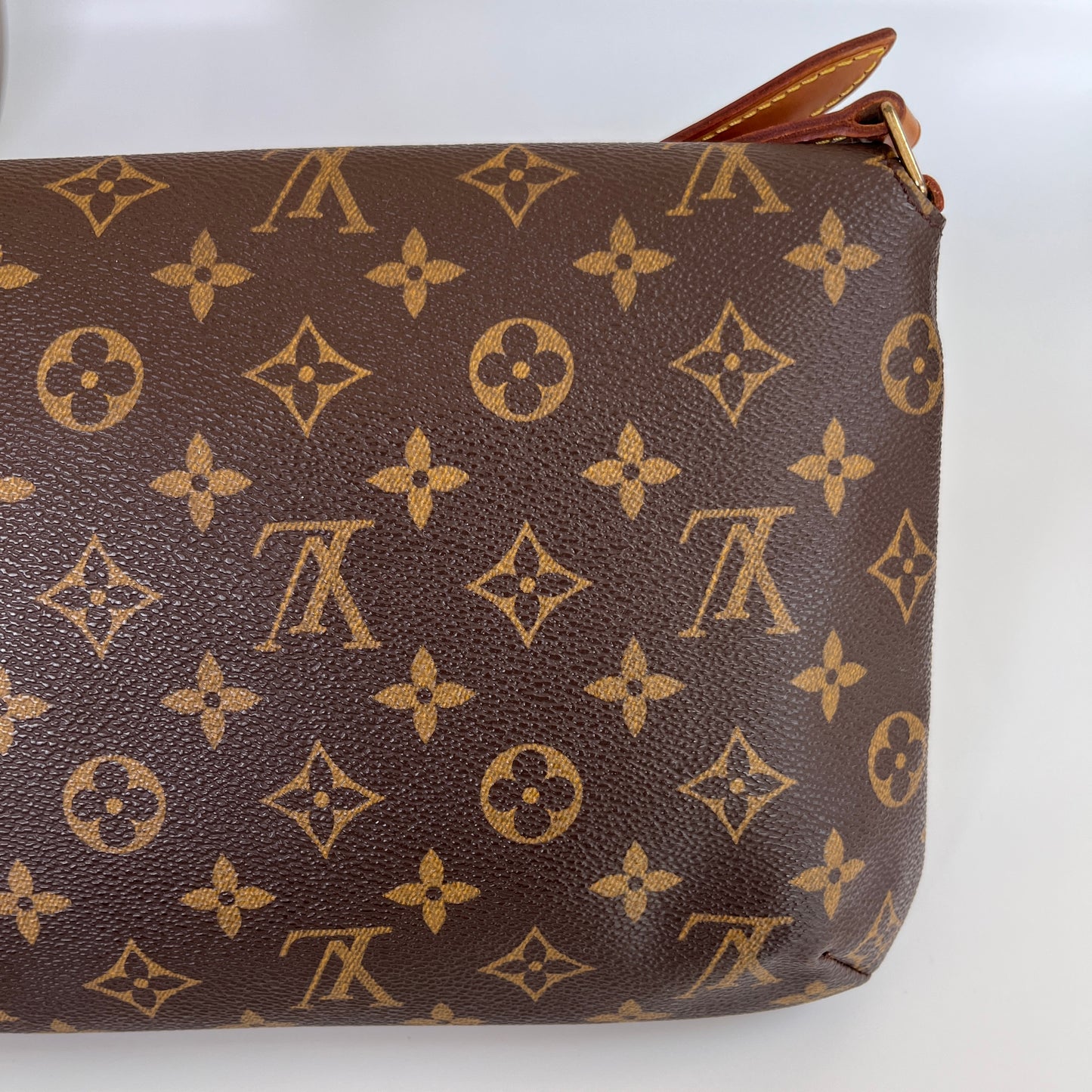 Louis Vuitton Musette Tango Shoulder Bag