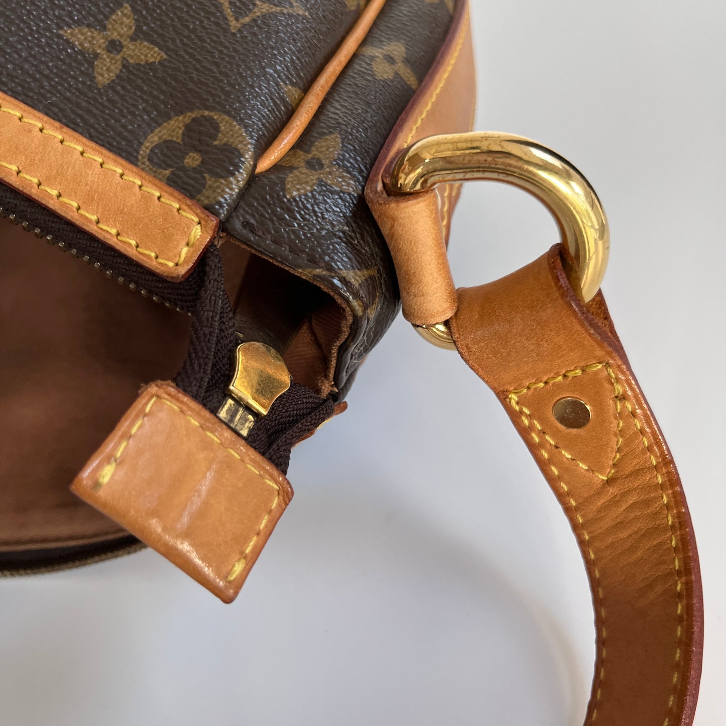 Louis Vuitton Vintage Tulum PM Shoulder Bag