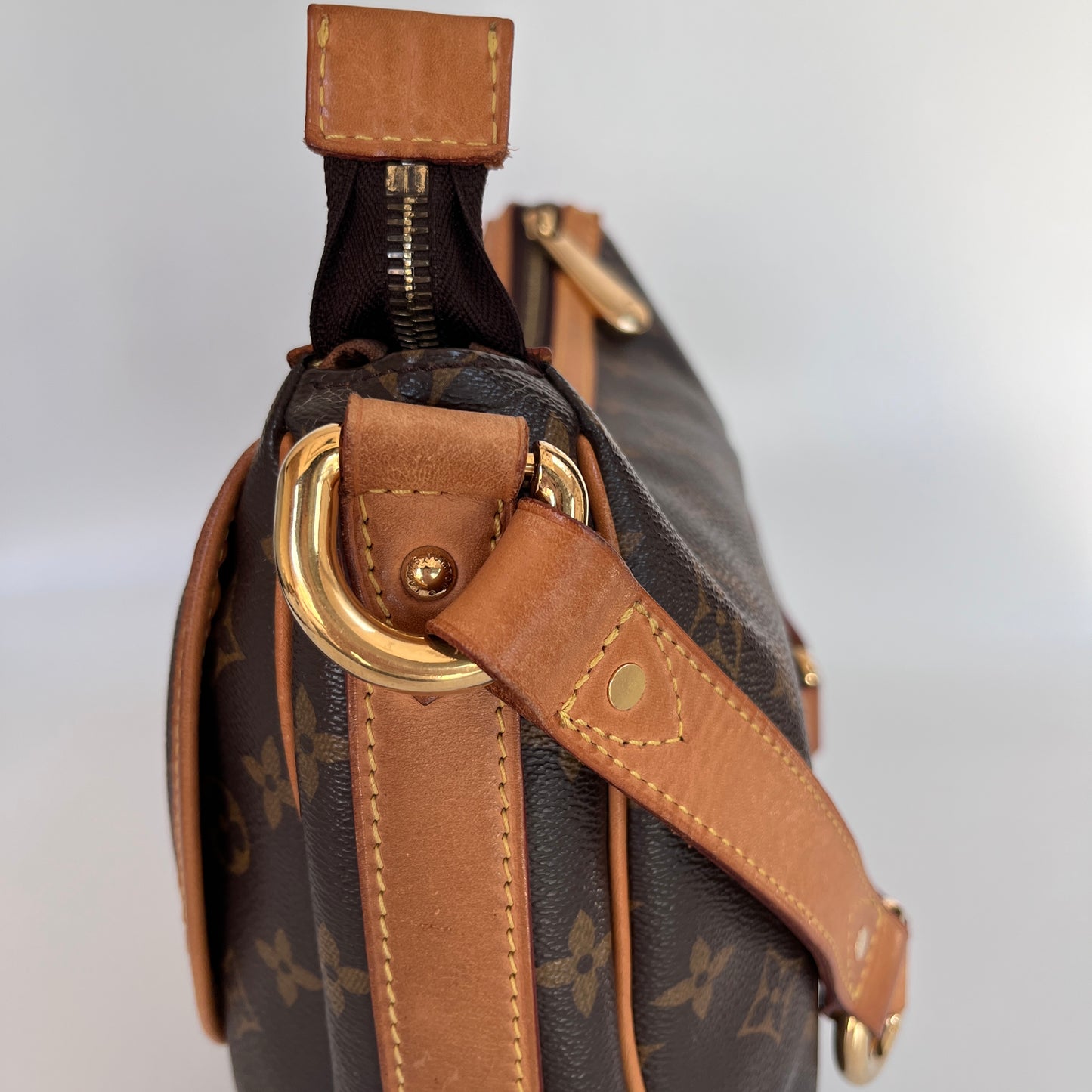 Louis Vuitton Vintage Tulum PM Shoulder Bag