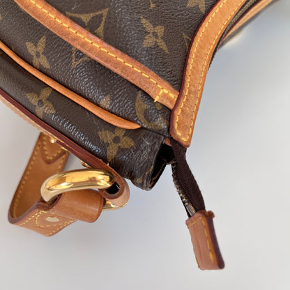Louis Vuitton Vintage Tulum PM Shoulder Bag