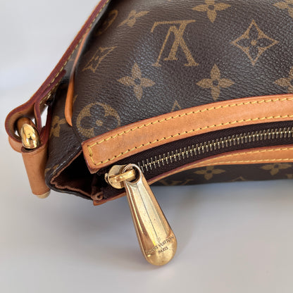 Louis Vuitton Vintage Tulum PM Shoulder Bag