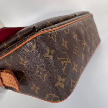 Louis Vuitton Vintage Viva Cite MM Shoulder Bag
