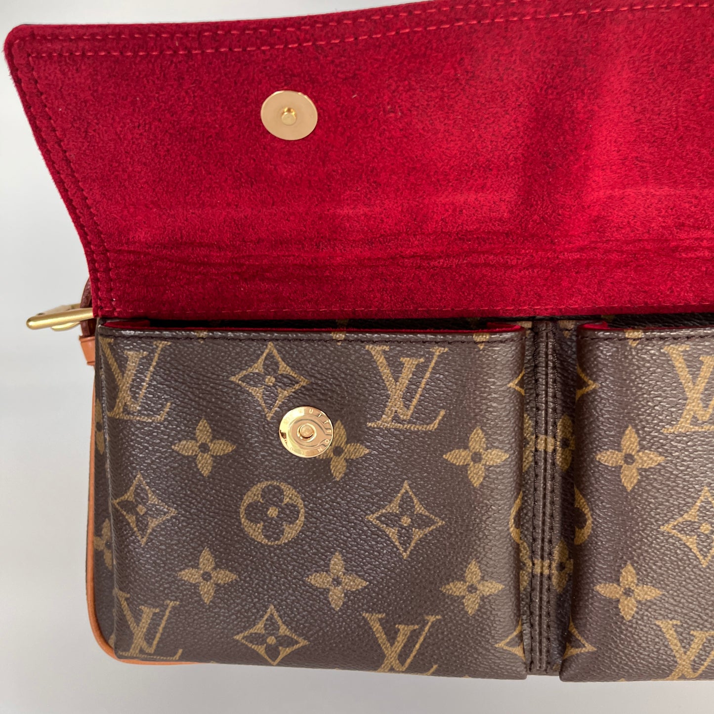 Louis Vuitton Vintage Viva Cite MM Shoulder Bag