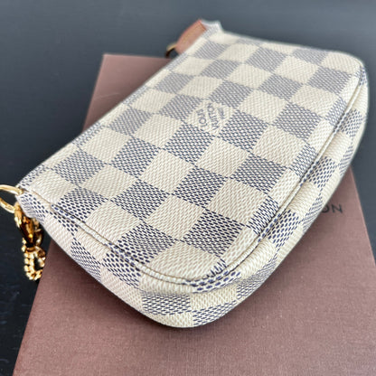 Louis Vuitton Mini Pochette Accessoires Damier Azur