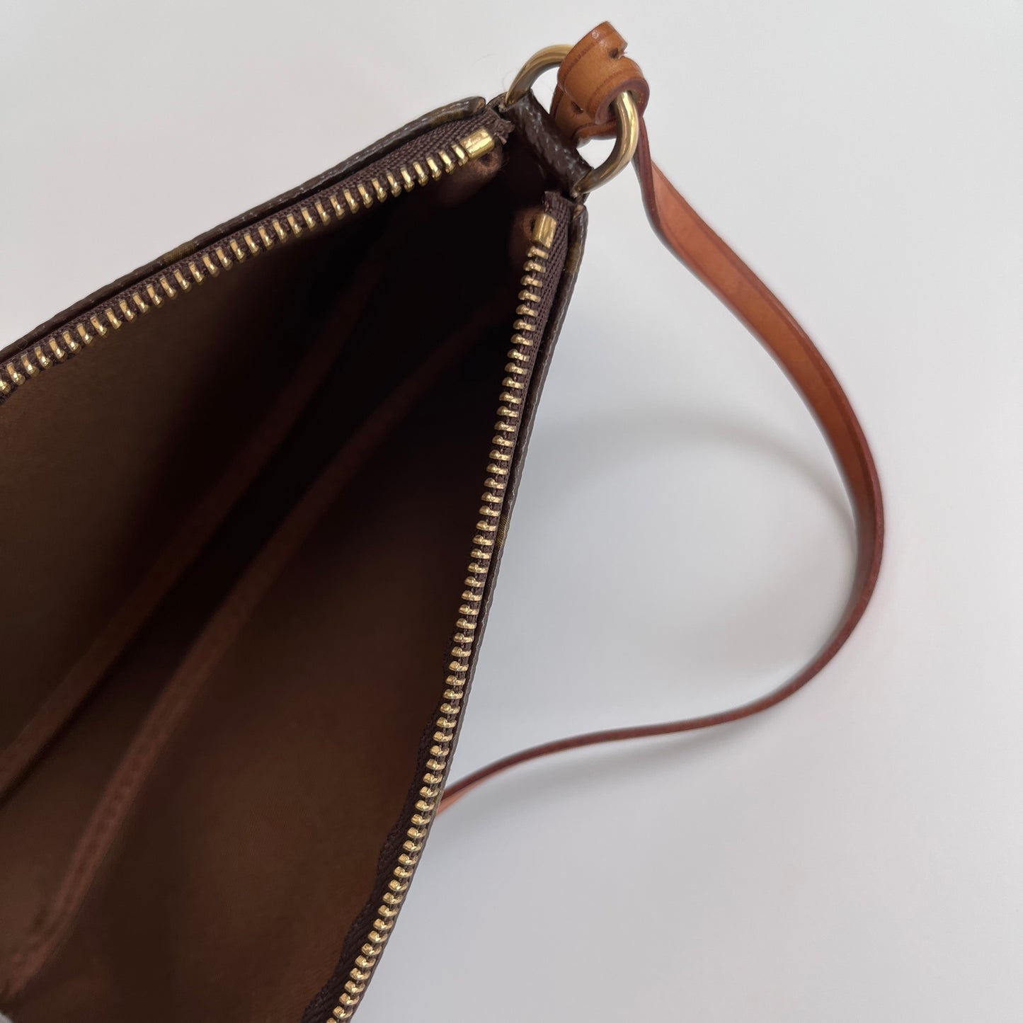 Louis Vuitton x Takashi Murakami Cherry Monogram Pochette