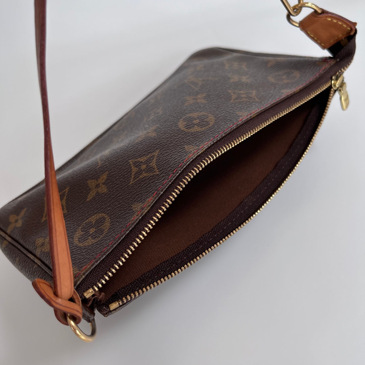 Louis Vuitton x Takashi Murakami Cherry Monogram Pochette