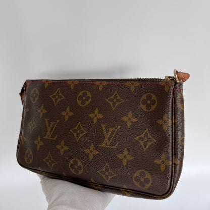 Louis Vuitton x Takashi Murakami Cherry Monogram Pochette