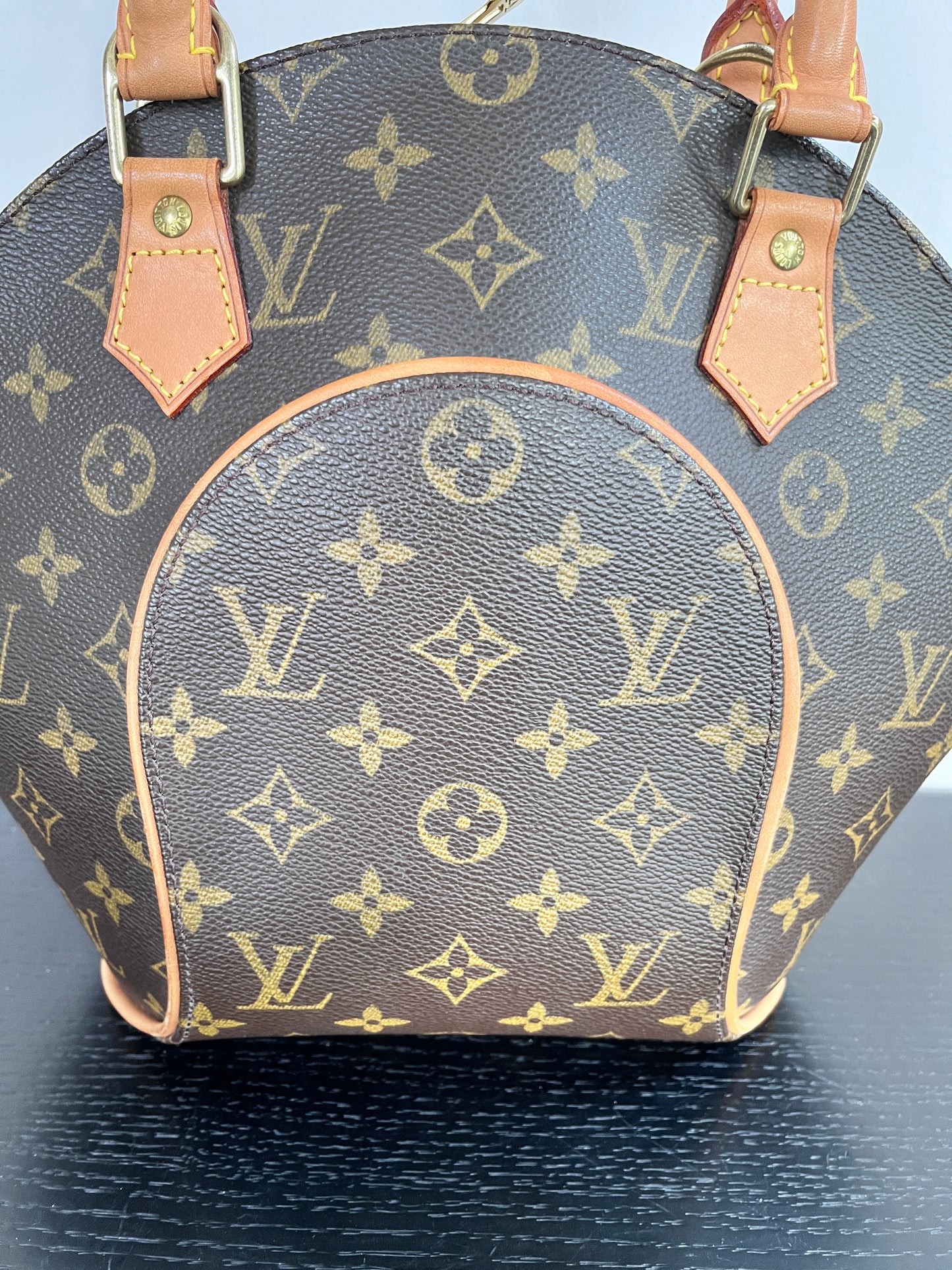 Louis Vuitton Vintage Ellipse PM Monogram Handbag