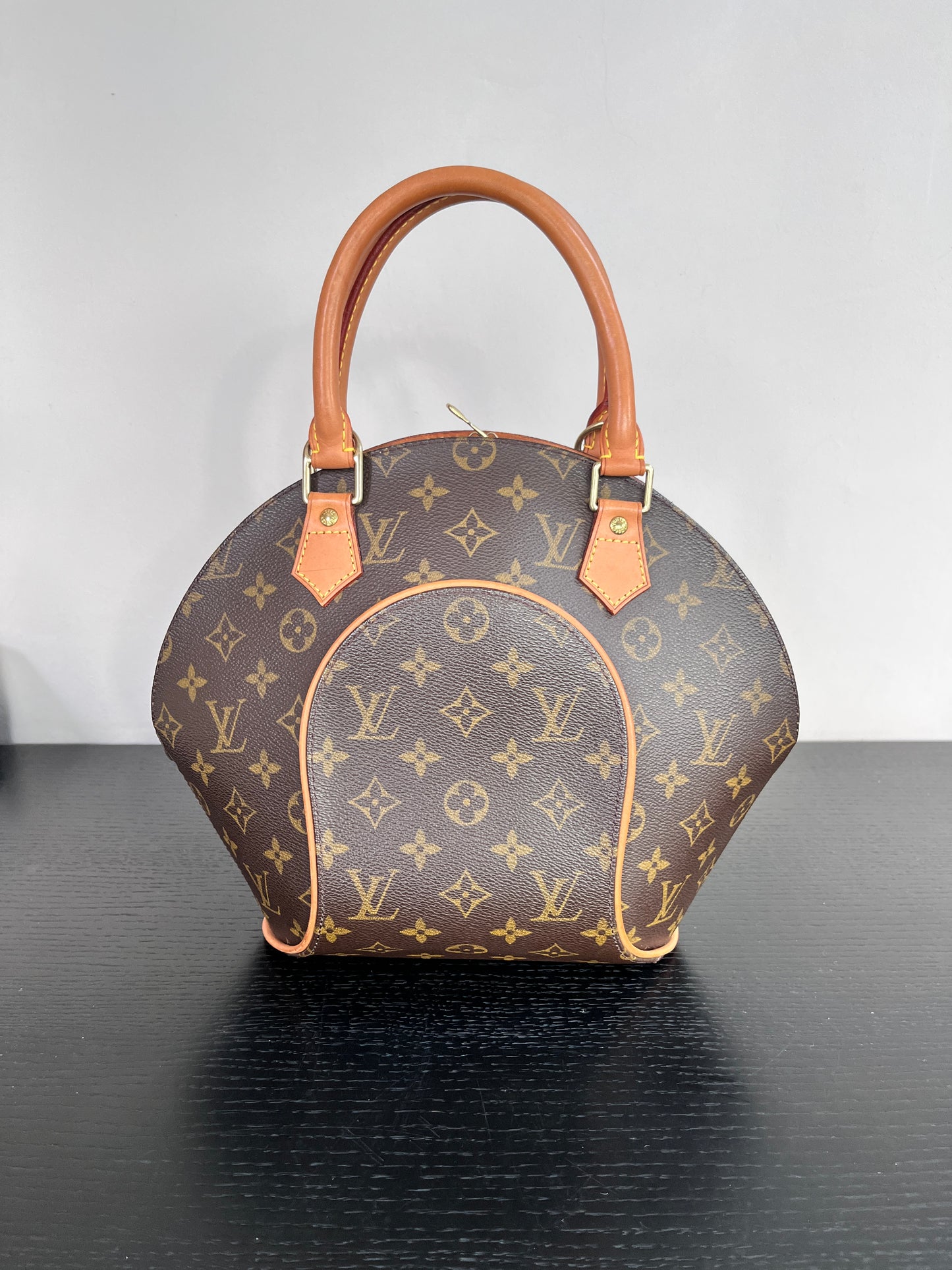 Louis Vuitton Vintage Ellipse PM Monogram Handbag