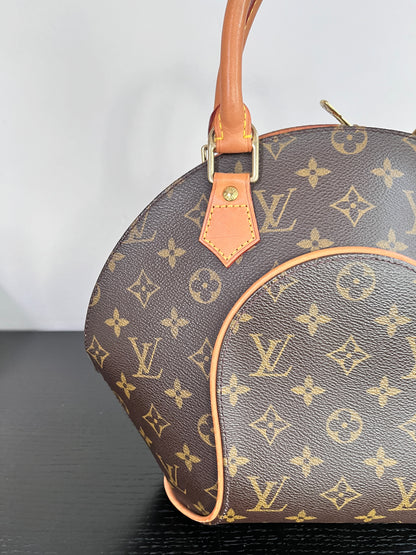 Louis Vuitton Vintage Ellipse PM Monogram Handbag