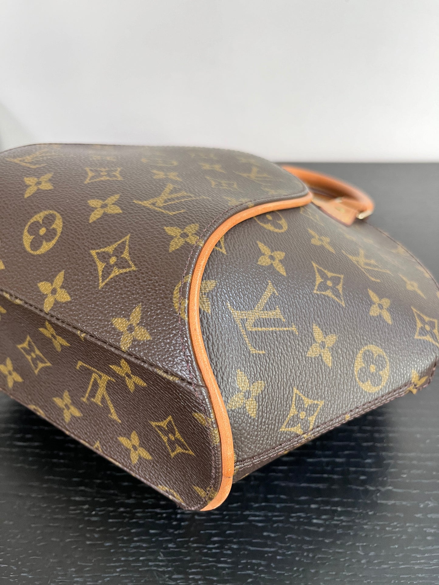 Louis Vuitton Vintage Ellipse PM Monogram Handbag