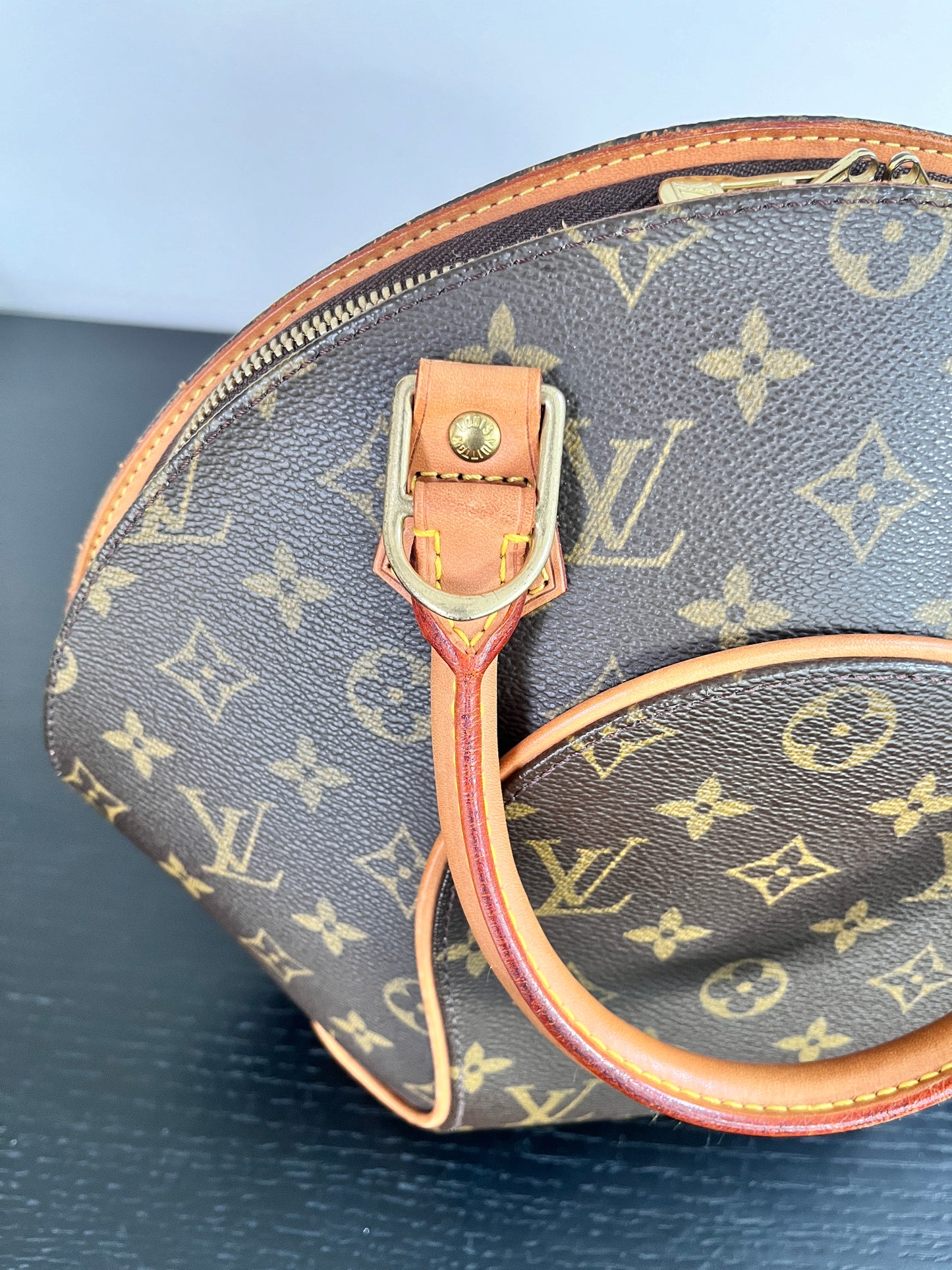 Louis Vuitton Vintage Ellipse PM Monogram Handbag