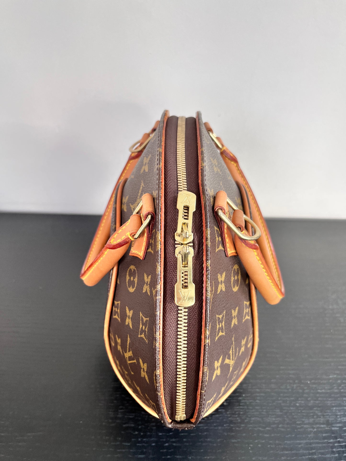 Louis Vuitton Vintage Ellipse PM Monogram Handbag