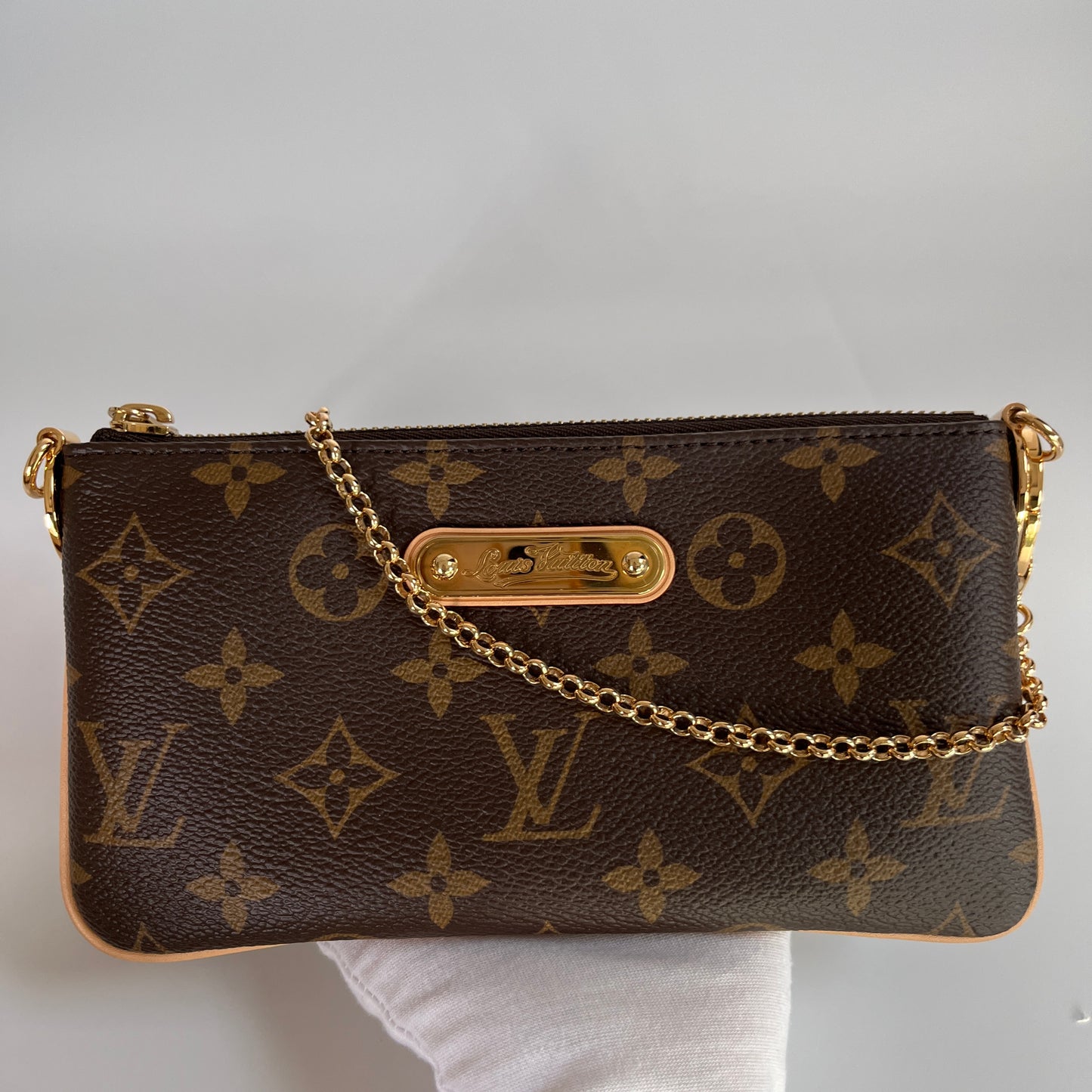 Louis Vuitton Milla MM Monogram Clutch