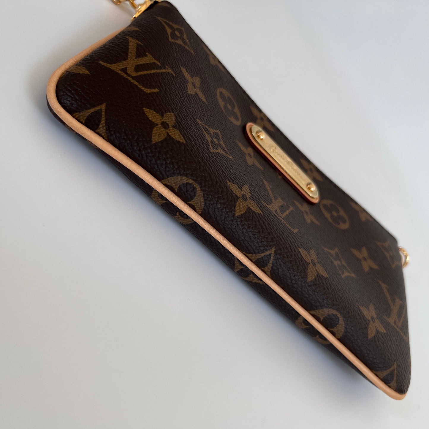 Louis Vuitton Milla MM Monogram Clutch