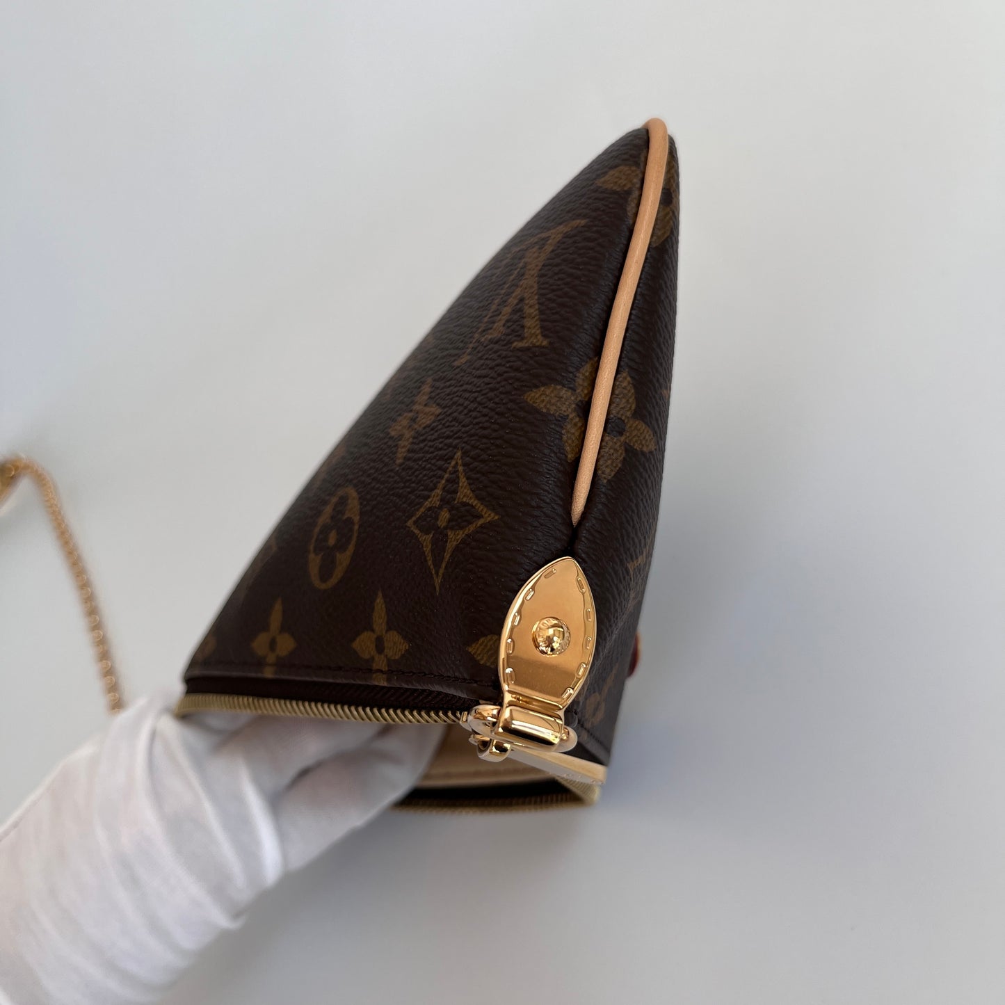 Louis Vuitton Milla MM Monogram Clutch