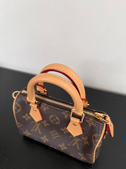 Louis Vuitton Nano Speedy Monogram Christmas 2023 Vivienne