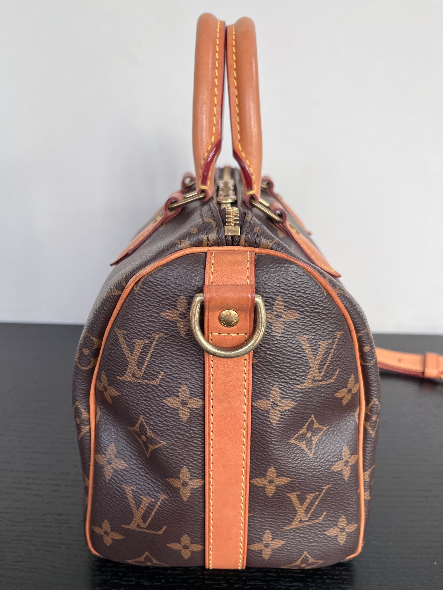 Louis Vuitton Speedy Bandoulière 25 Monogram WITHOUT LOCK & KEYS