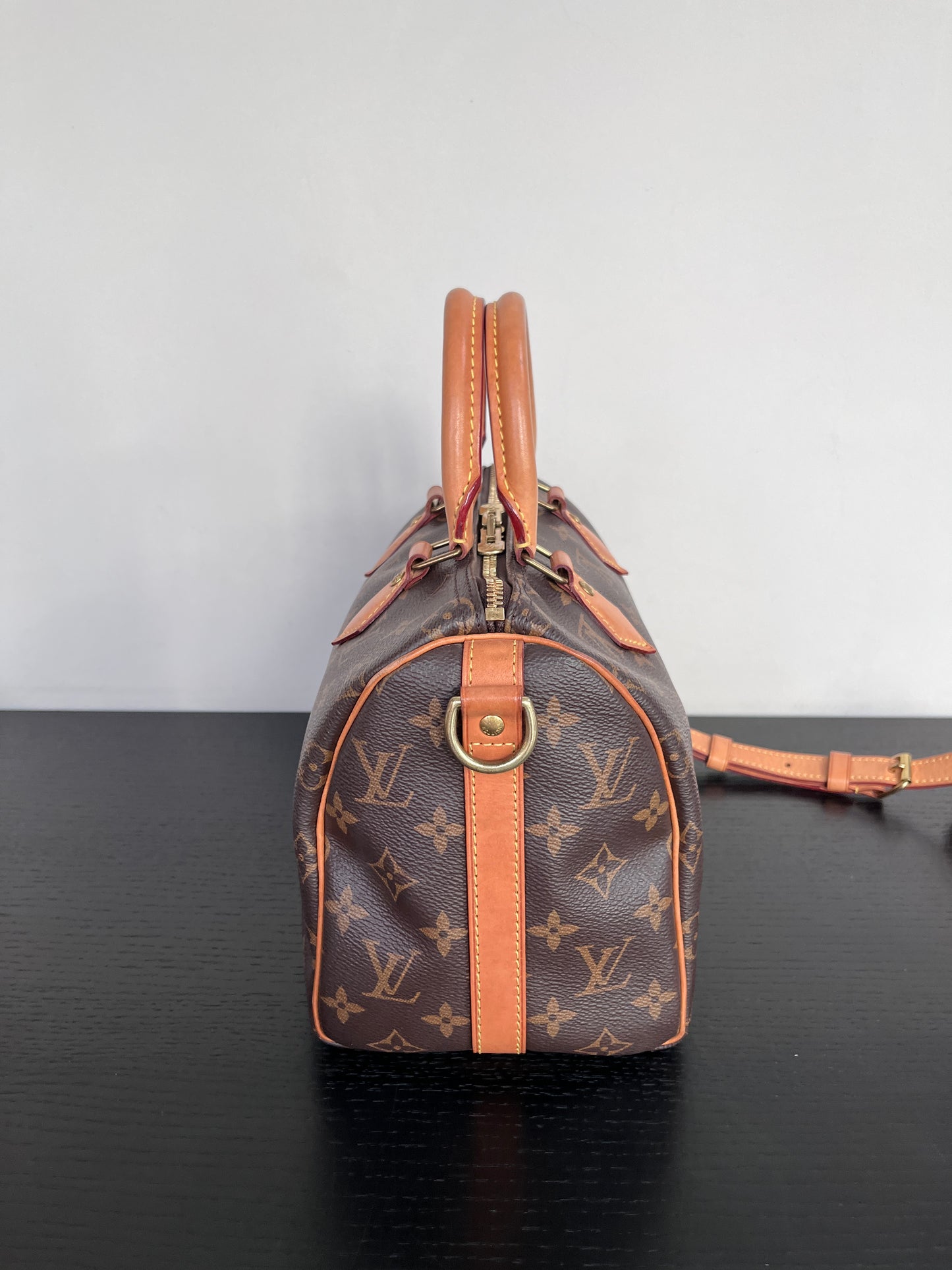 Louis Vuitton Speedy Bandoulière 25 Monogram WITHOUT LOCK & KEYS