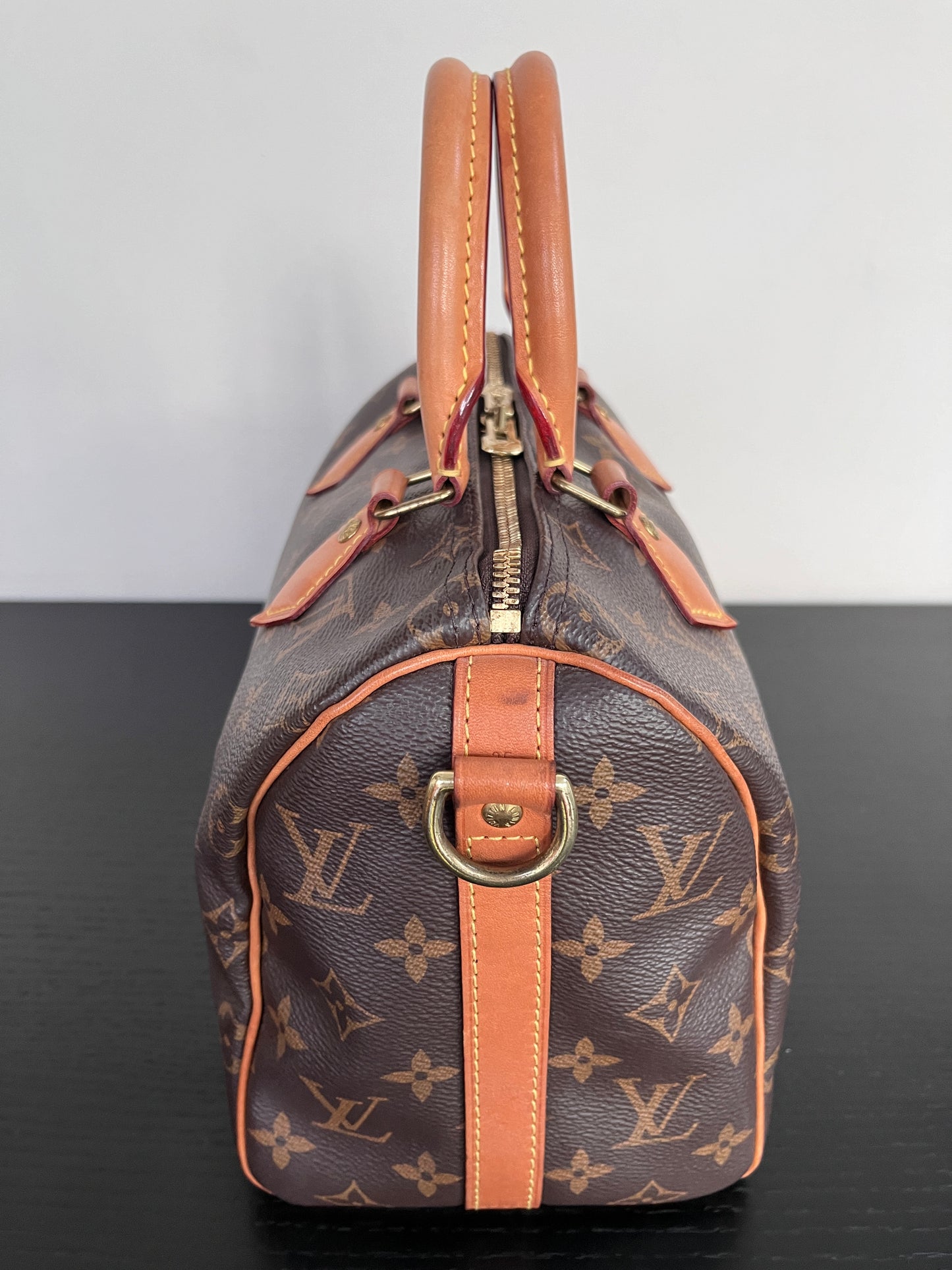 Louis Vuitton Speedy Bandoulière 25 Monogram WITHOUT LOCK & KEYS