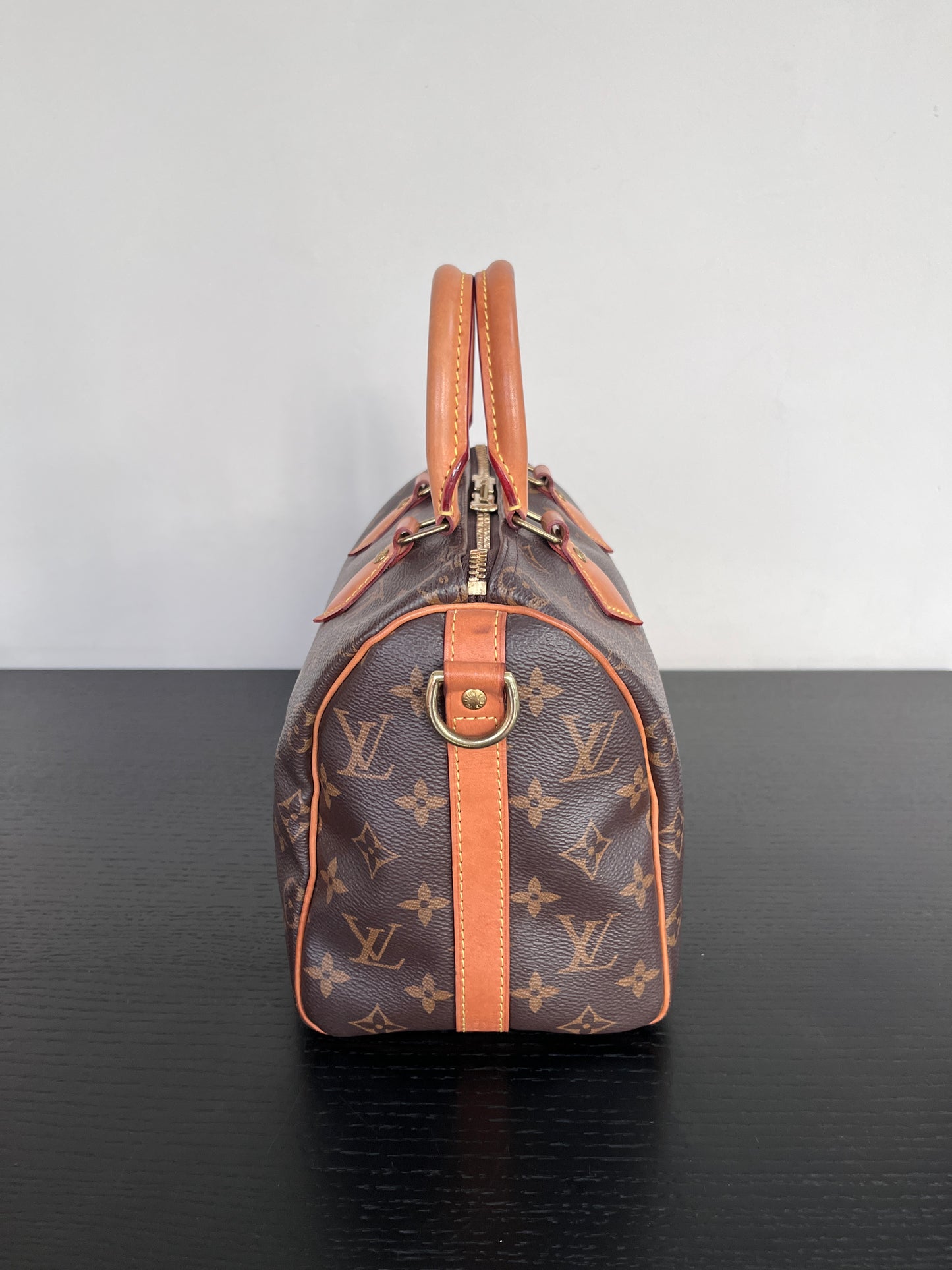 Louis Vuitton Speedy Bandoulière 25 Monogram WITHOUT LOCK & KEYS