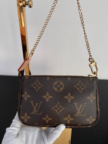 Louis Vuitton Monogram Mini Pochette Accessoires