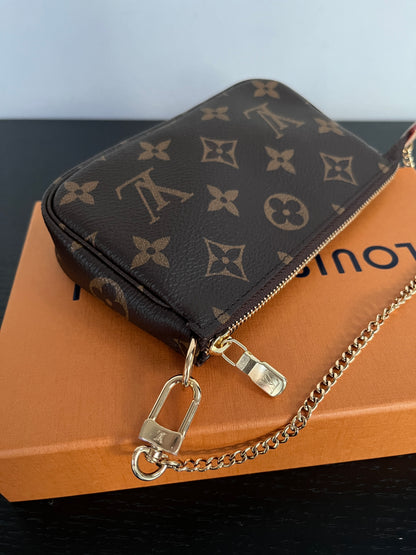 Louis Vuitton Monogram Mini Pochette Accessoires