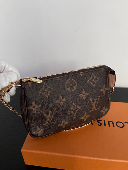 Louis Vuitton Monogram Mini Pochette Accessoires