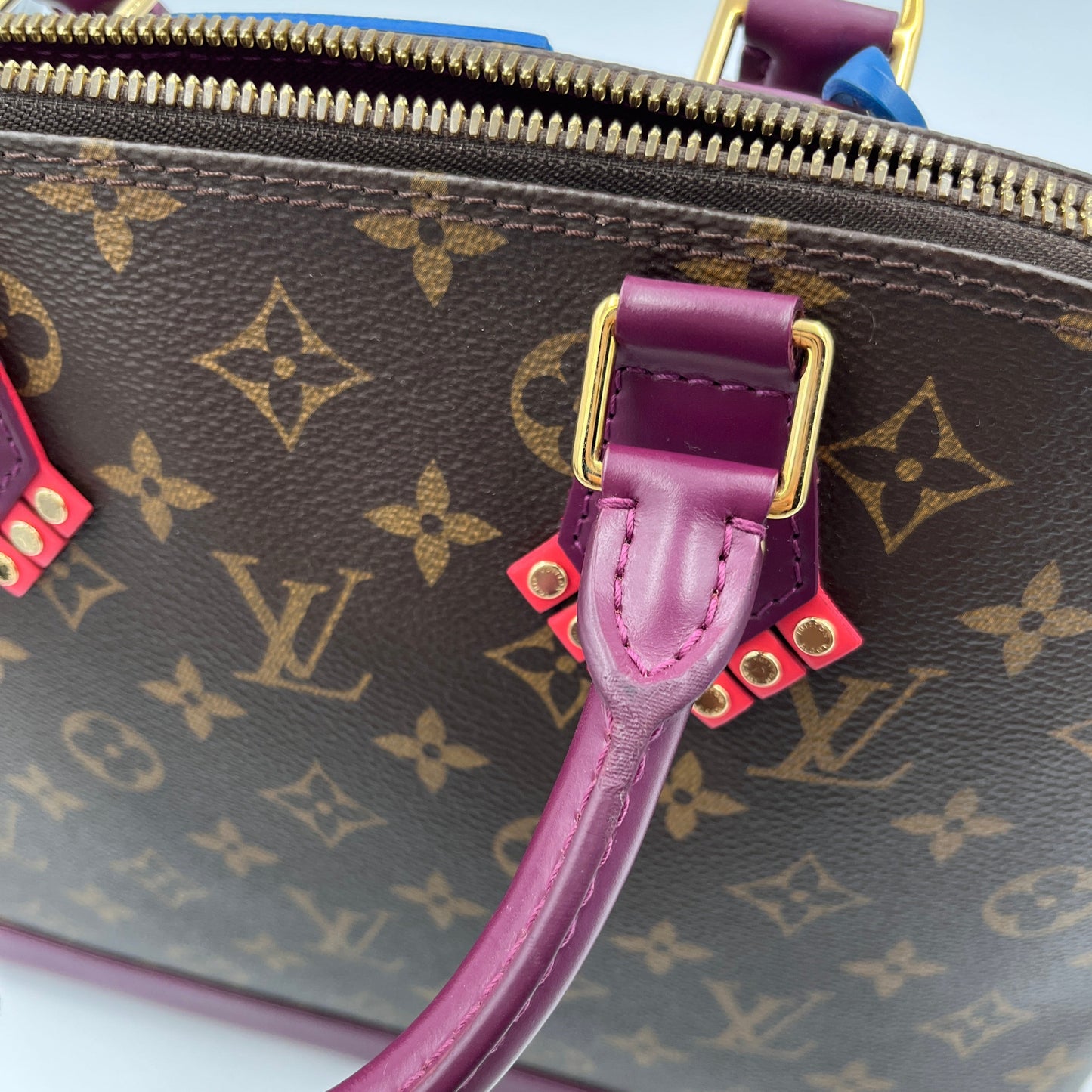 Louis Vuitton Alma PM Totem Magenta