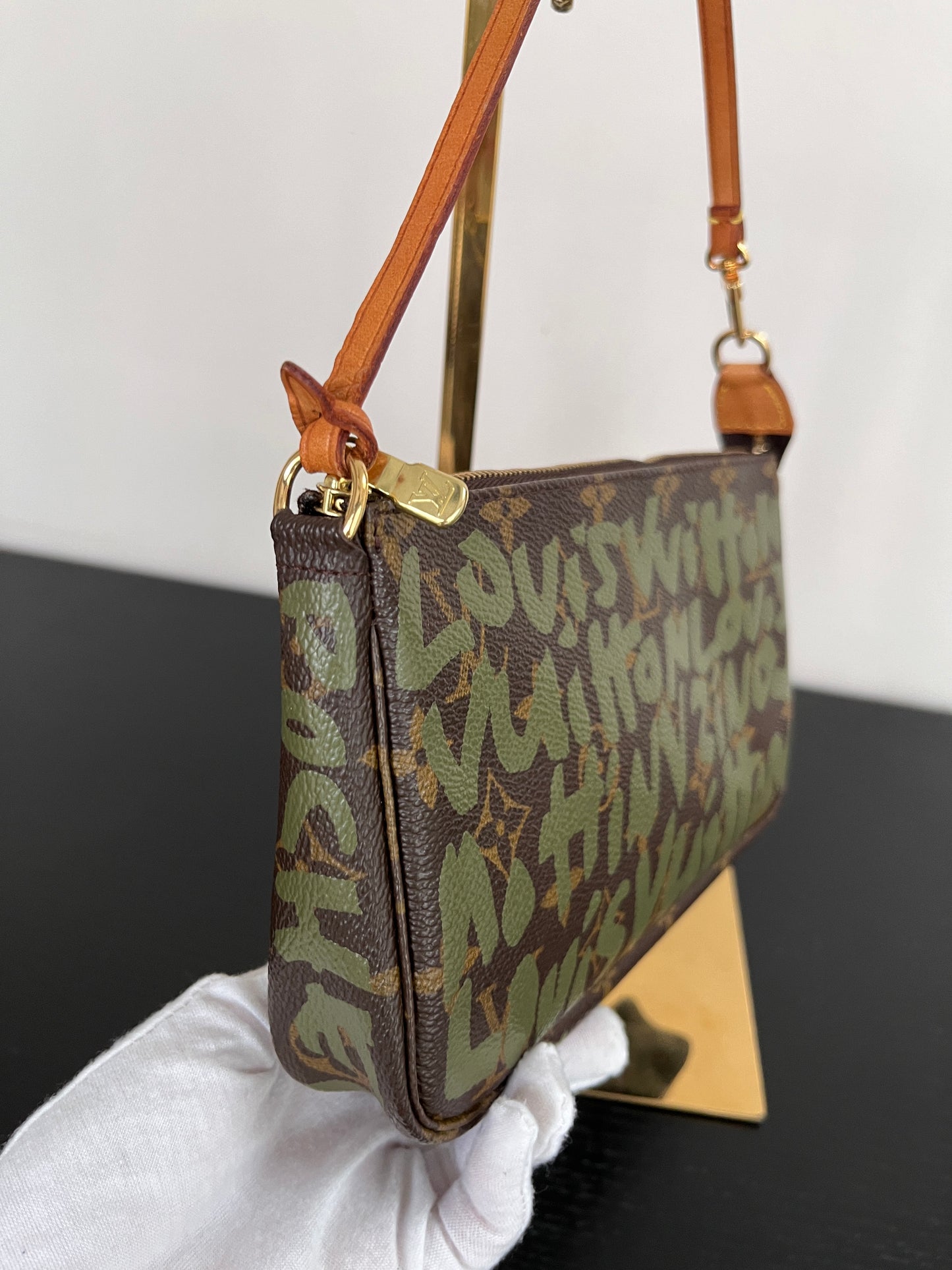 Louis Vuitton x Stephen Sprouse Kaki Monogram Graffiti Pochette