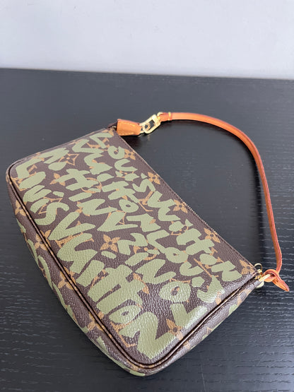 Louis Vuitton x Stephen Sprouse Kaki Monogram Graffiti Pochette