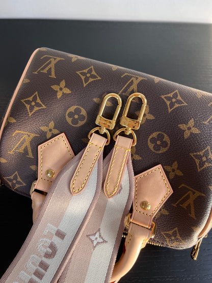 Louis Vuitton Speedy Bandoulière 20 Monogram NO LOCK & KEYS