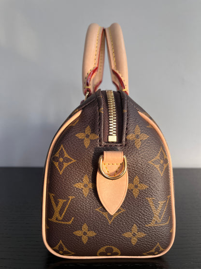 Louis Vuitton Speedy Bandoulière 20 Monogram NO LOCK & KEYS