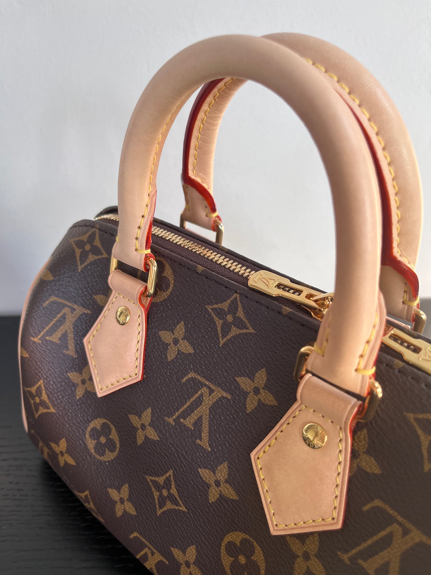 Louis Vuitton Speedy Bandoulière 20 Monogram NO LOCK & KEYS