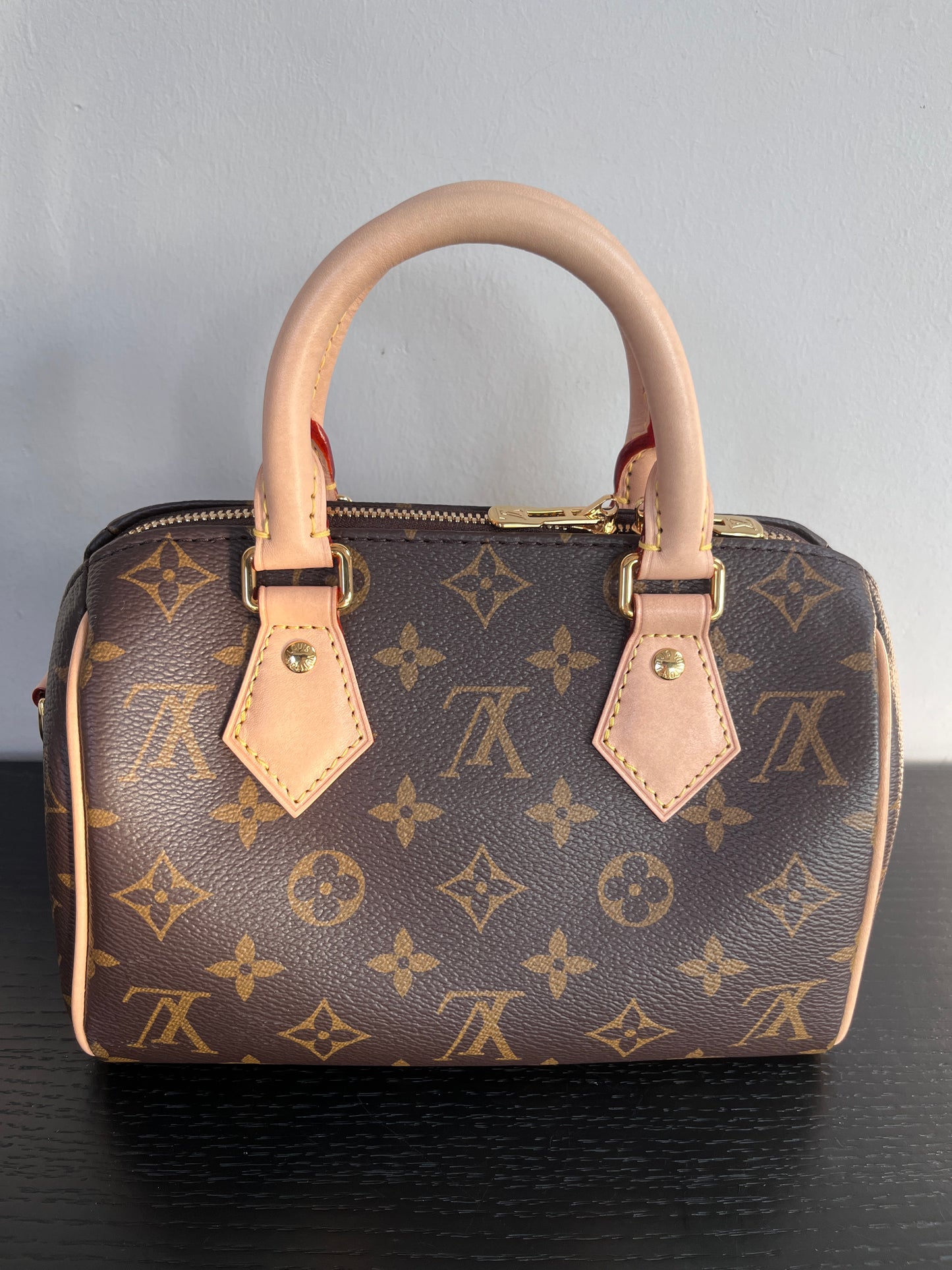 Louis Vuitton Speedy Bandoulière 20 Monogram NO LOCK & KEYS