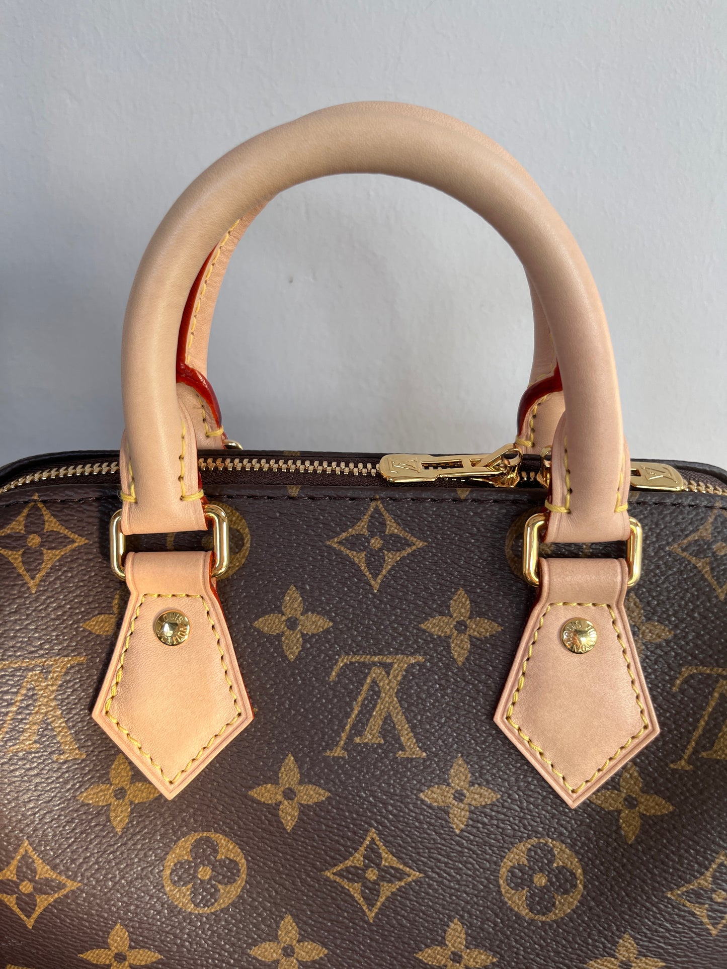 Louis Vuitton Speedy Bandoulière 20 Monogram NO LOCK & KEYS