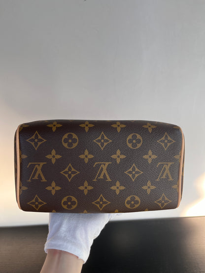 Louis Vuitton Speedy Bandoulière 20 Monogram NO LOCK & KEYS