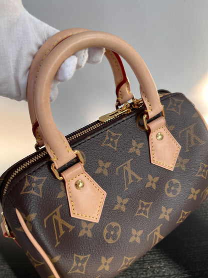 Louis Vuitton Speedy Bandoulière 20 Monogram NO LOCK & KEYS