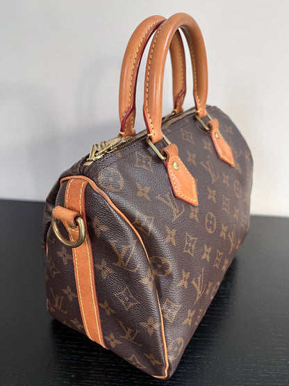 Louis Vuitton Speedy Bandoulière 25 Monogram Microchipped