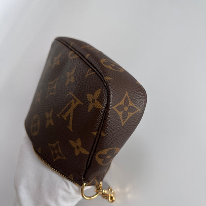 Louis Vuitton 2024 Mini Pochette Accessoires