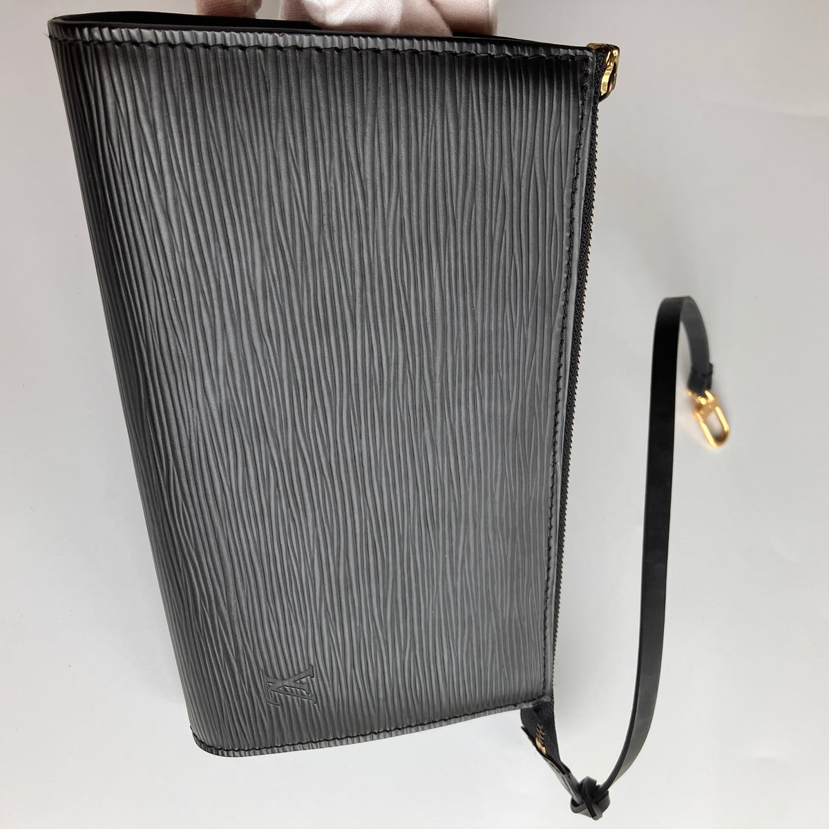 Louis Vuitton Vintage Epi Noir Pochette Accessories