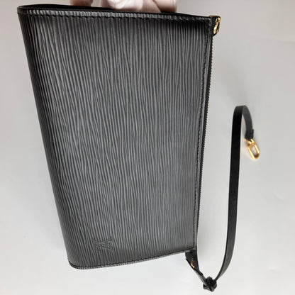 Louis Vuitton Vintage Epi Noir Pochette Accessories