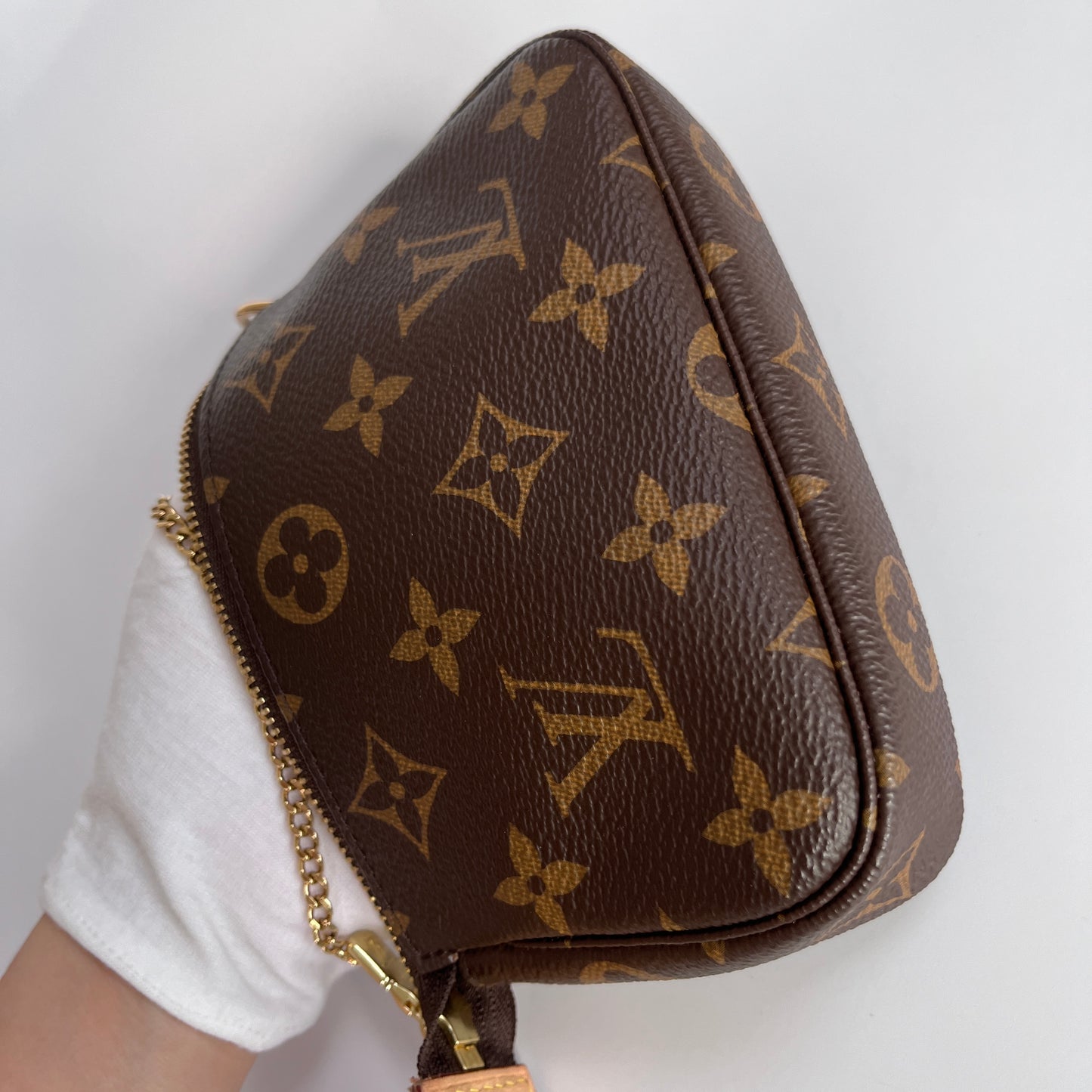 Louis Vuitton 2024 Mini Pochette Accessoires