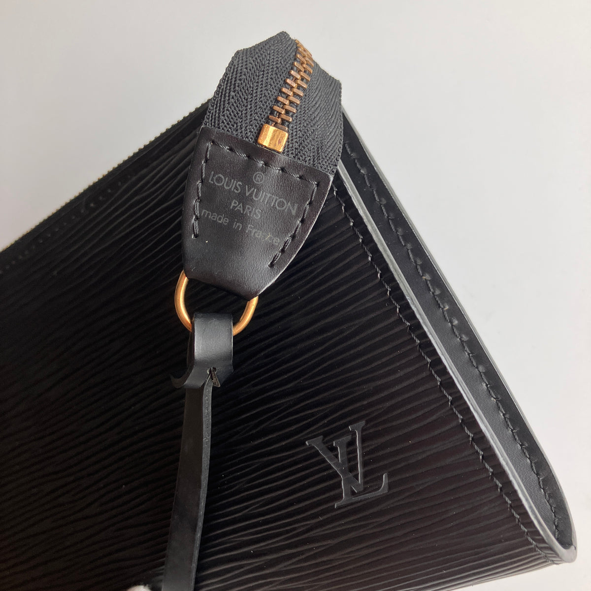 Louis Vuitton Vintage Epi Noir Pochette Accessories