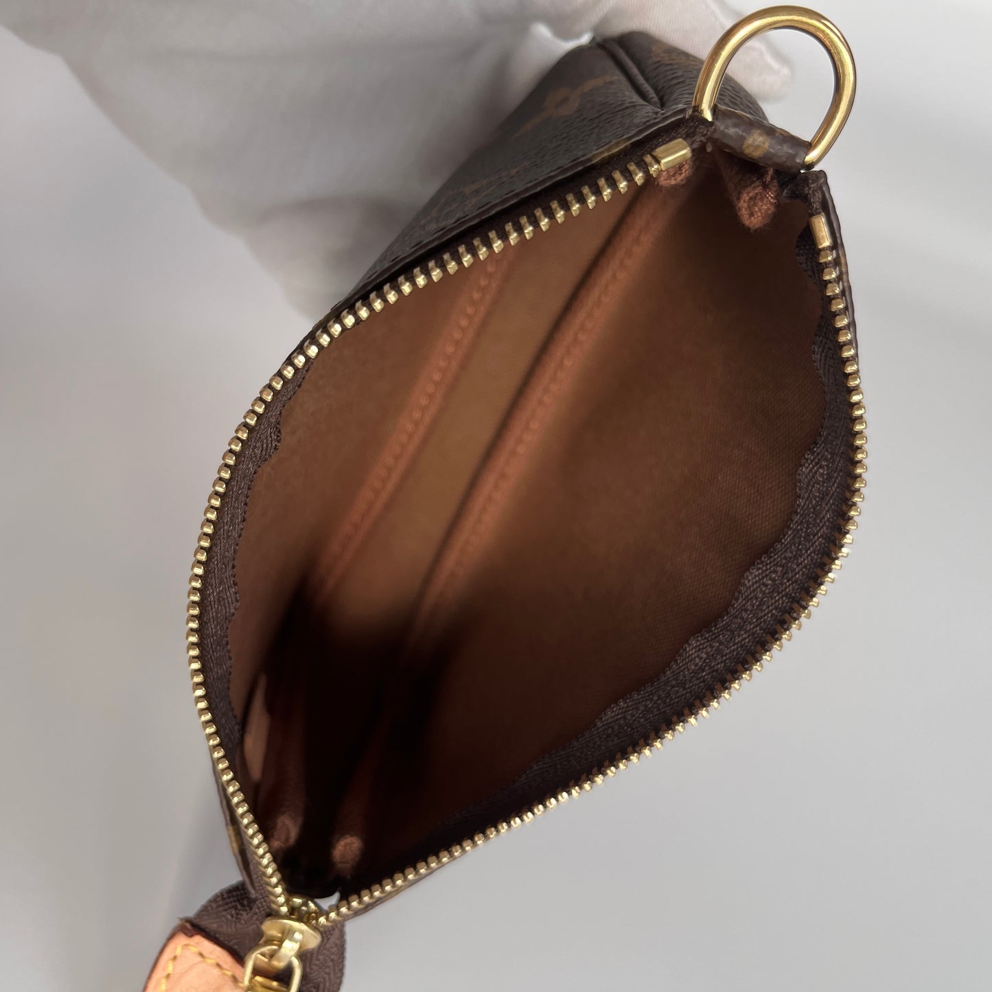 Louis Vuitton 2024 Mini Pochette Accessoires