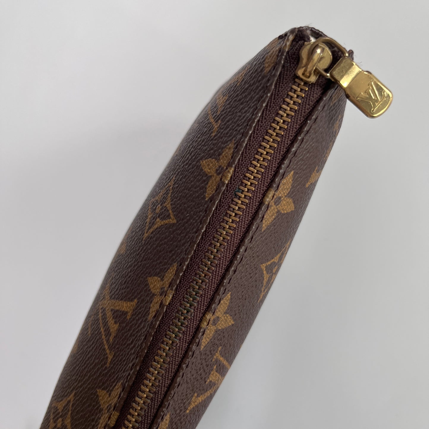 Louis Vuitton Vintage Monogram Pochette/ Pouch