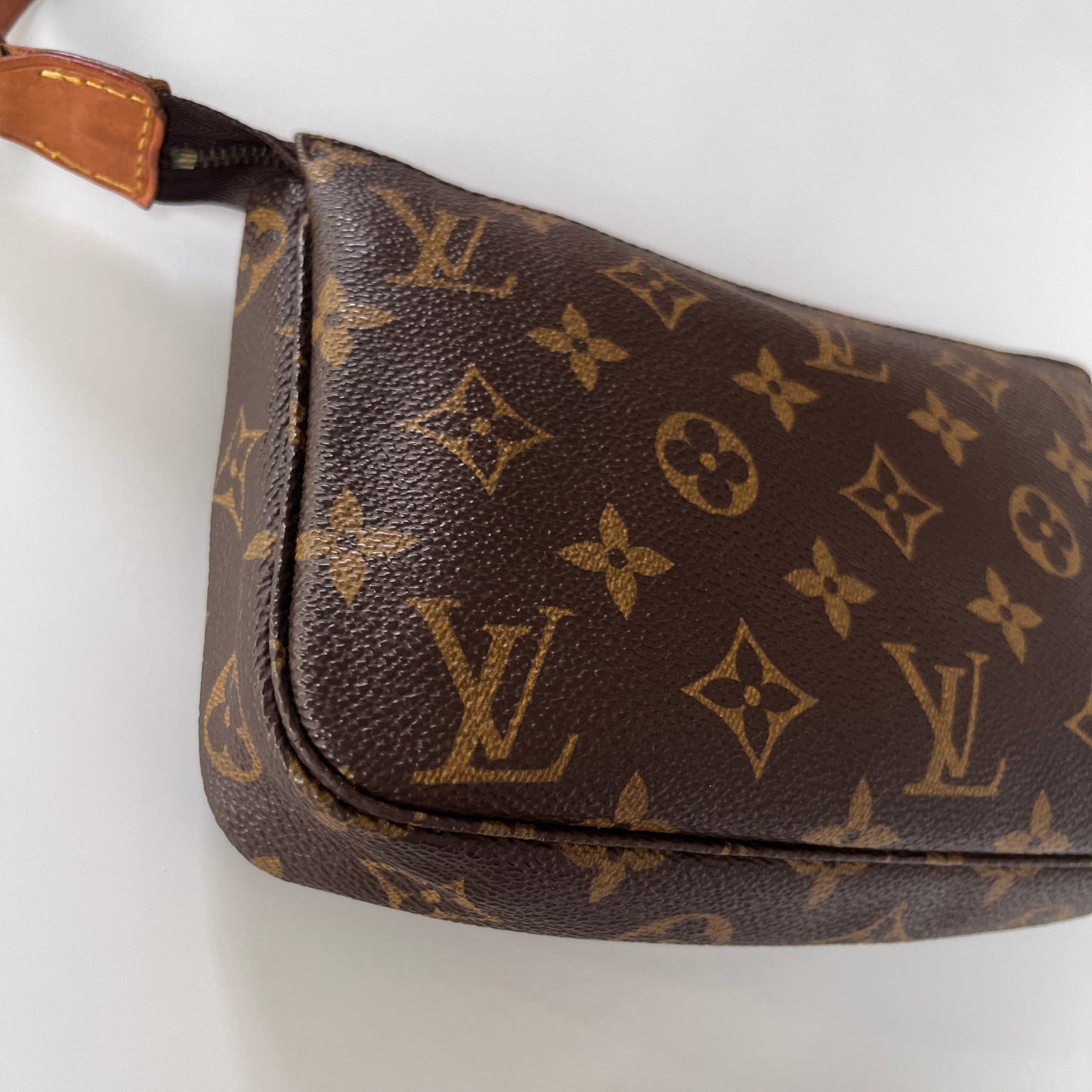 Louis Vuitton Vintage Monogram Pochette/ Pouch
